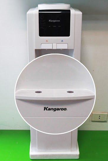Cây nước nóng lạnh KG32N